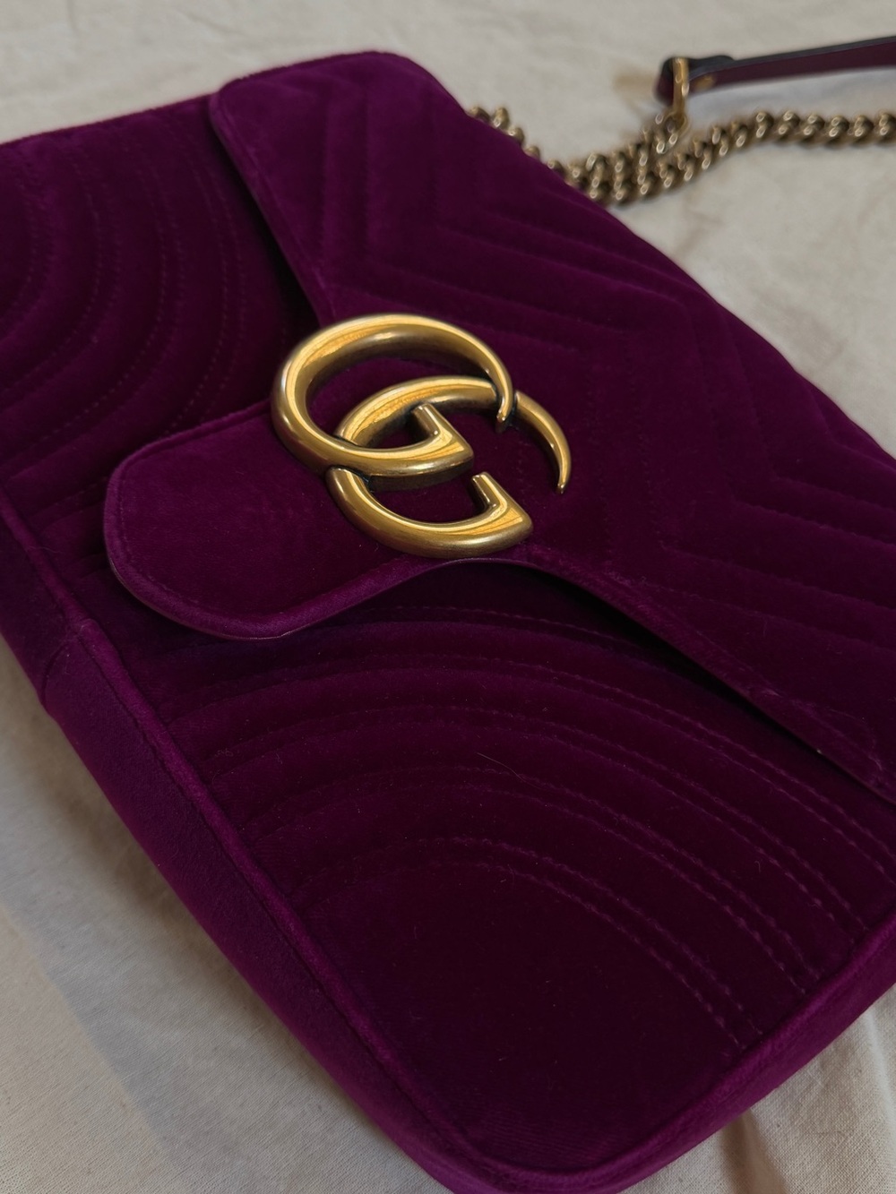 Gucci Velvet Matelasse Medium GG Marmont Shoulder Bag Fuchsia Violet Cyclamen